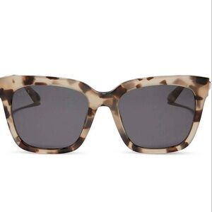 DIFF Bella Leopard Polarized Sunglasses